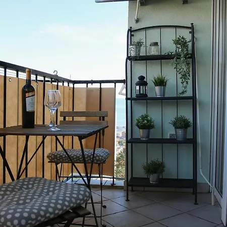 Mare Apartment *